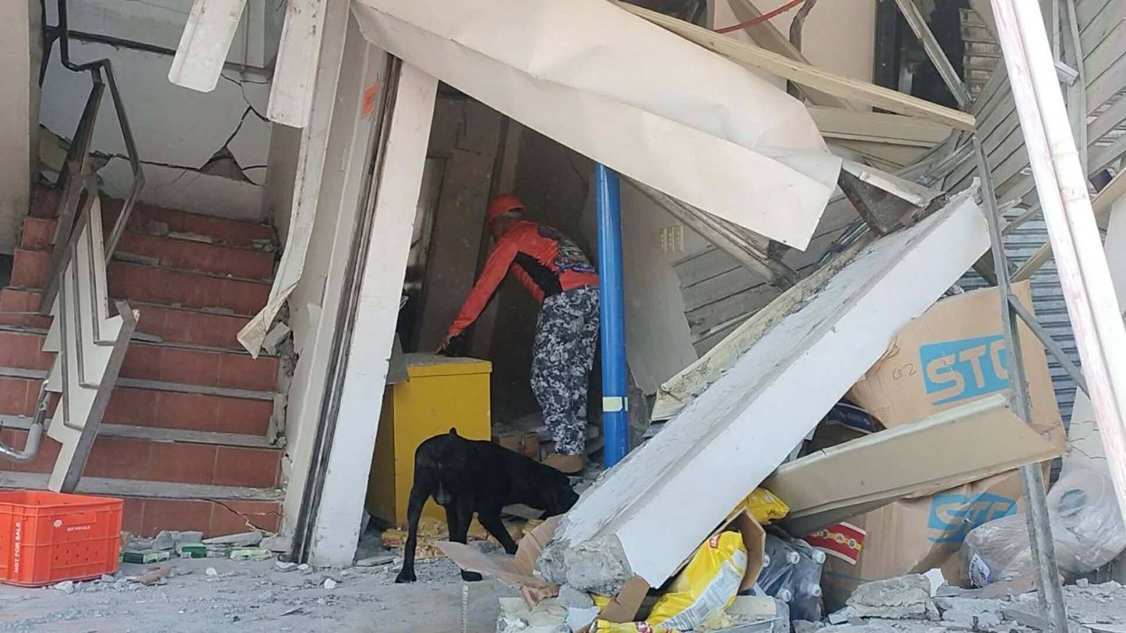 Collapsed building in General Santos