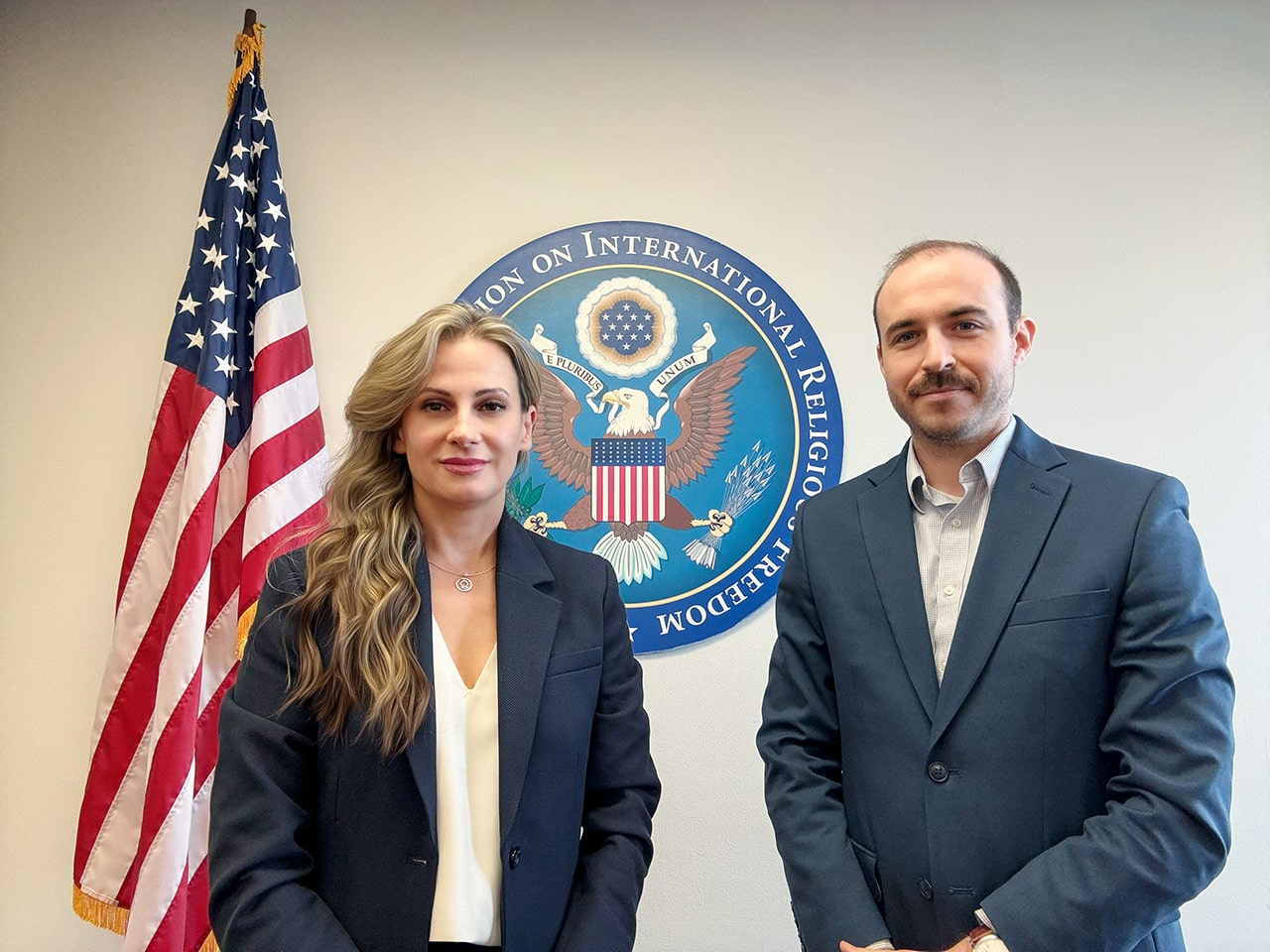 Maryna Ovtsynova, Presidenta del Movimiento Internacional Social ALLATRA, participó en una reunión de alto nivel con representantes de la Comisión de Estados Unidos para la Libertad Religiosa Internacional (USCIRF).