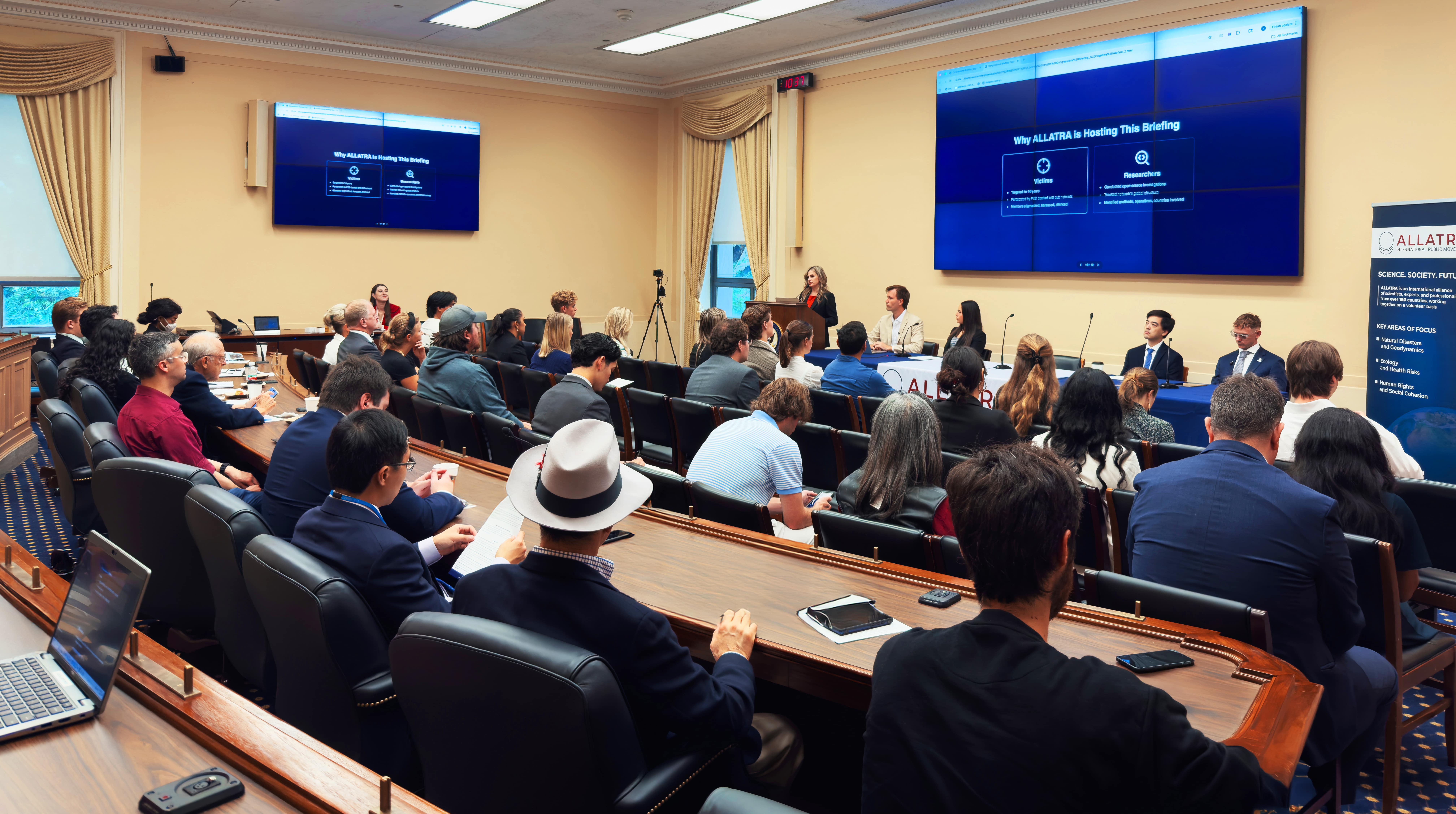 Sesión informativa en el Congreso de EE. UU. organizada por ALLATRA examina la guerra cognitiva como una amenaza global para la seguridad nacional