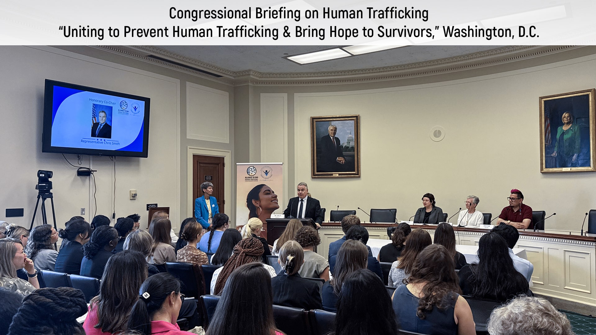 A sessão informativa no Congresso dos Estados Unidos sobre questões de tráfico de pessoas reuniu destacadas organizações de defesa dos direitos humanos e legisladores.