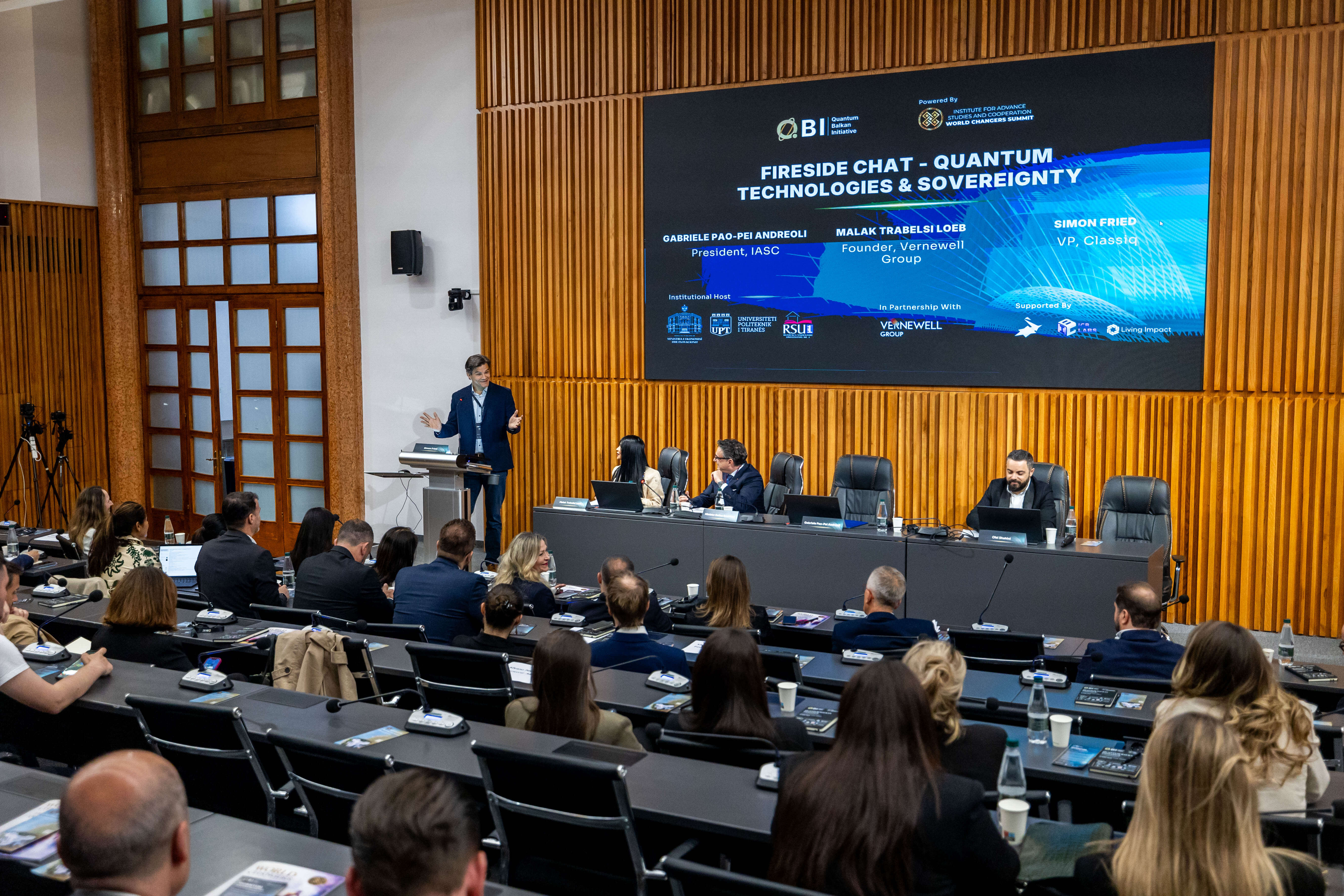 Tiranada kvant texnologiyaları sahəsində regional əməkdaşlıqda yeni bir dövrün əsasını qoyan "Quantum Balkan Initiative" sammiti start götürüb