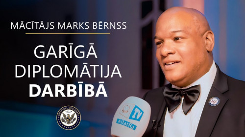 Garīgā diplomātija darbībā Mācītājs Marks Bērnss Pasaules pārmaiņu līderu samitā Vatikānā